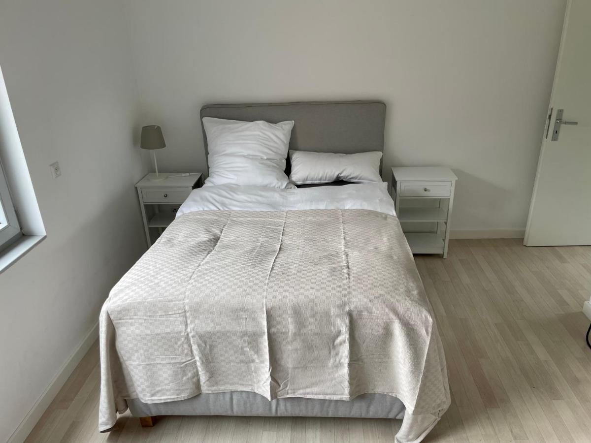 Ruhiges Und Schones Zimmer Nr 1 In Leer Nuttermoor Esterno foto